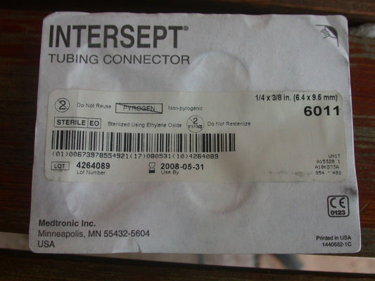 Medtronics Intersept Tubing Connector 3/8 x 3/8 # 6023