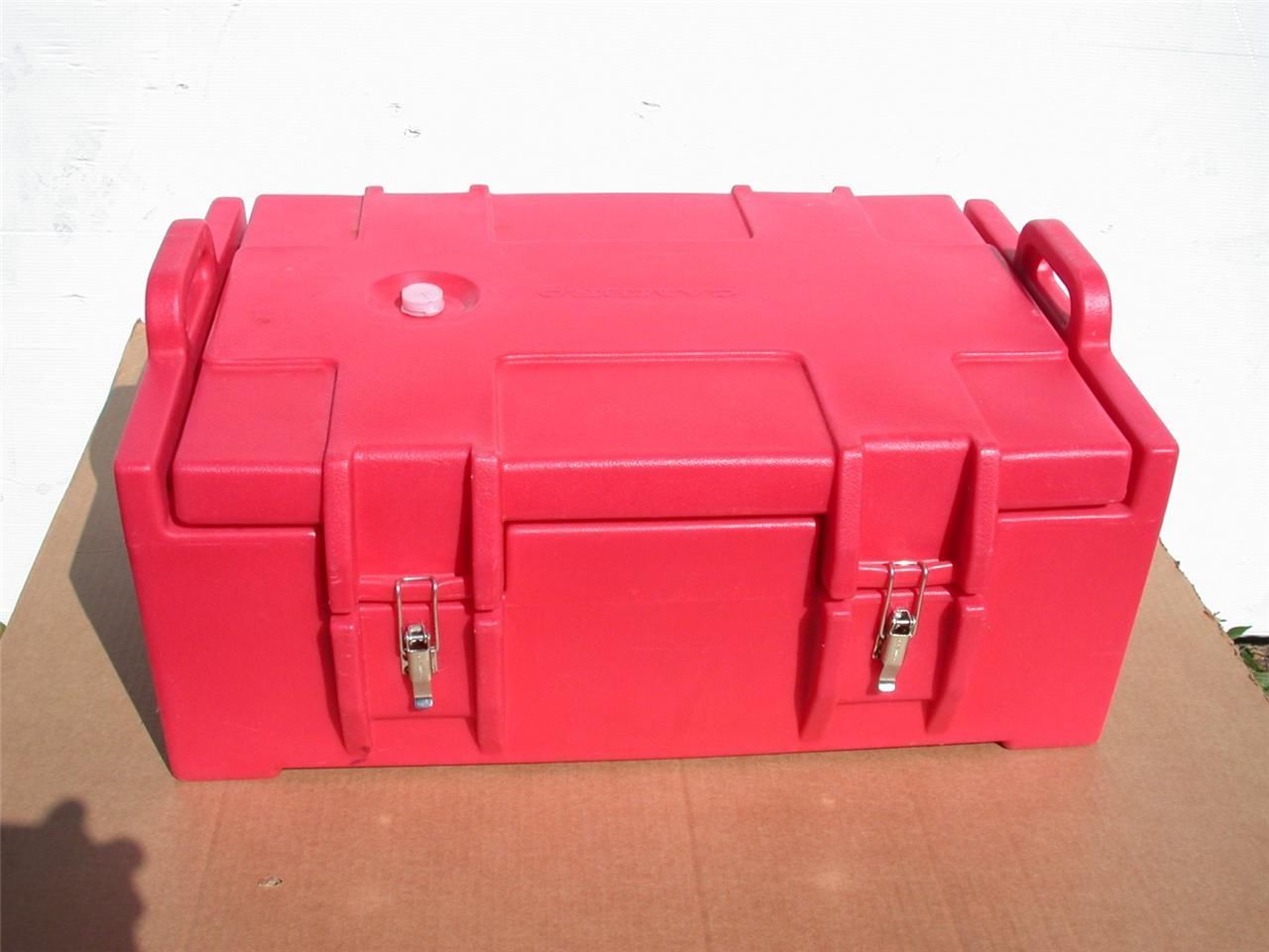 CAMBRO CATERING CASE SINGLE CAVITY 19" x 12" x 26" / Inside 15" x 6" x 22.5"