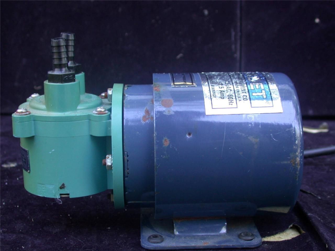 BARNANT SINGLE HEAD AIR CADET VACUUM PRESSURE PUMP MODEL 400-2901 115VAC 60HZ