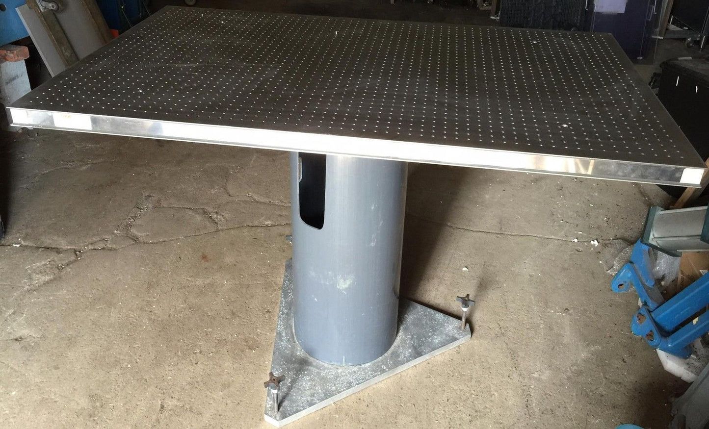 THORLABS OPTICAL TABLE BREADBOARD MODEL 590255-01 NON MAGNETIC STEEL