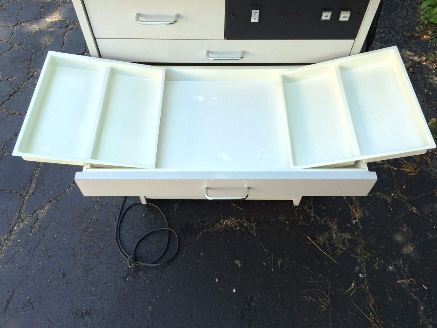 RELIANCE MODEL 600 Medical Cabinet Storage Vehicle GAST ROA-P135-AA  ROA-V136-AA