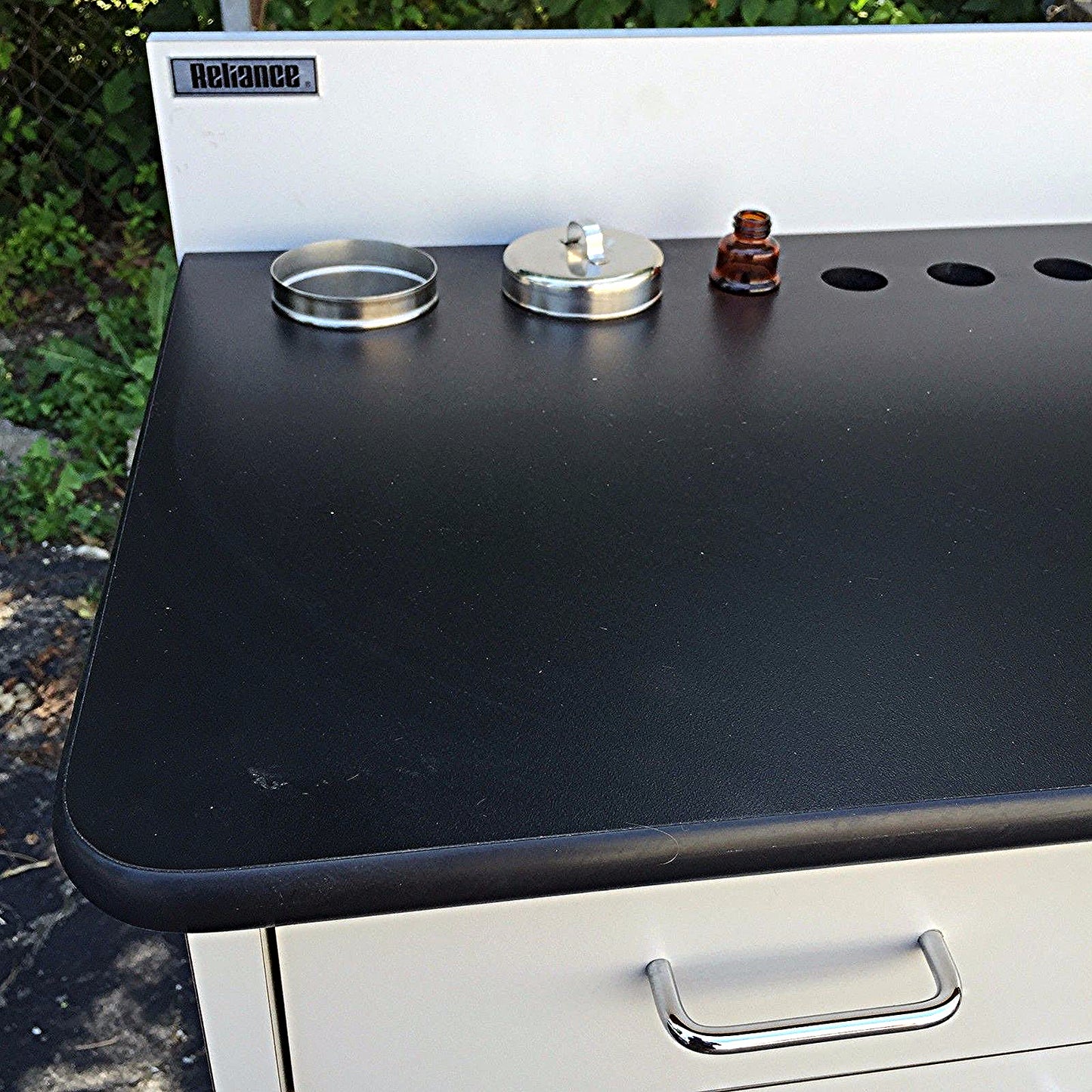 RELIANCE MODEL 600 Medical Cabinet Storage Vehicle GAST ROA-P135-AA  ROA-V136-AA