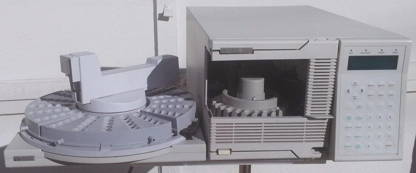 HP HEWLETT PACKARD SERIES 1050 SAMPLER 79855A CHROMATOGRAPHY PLUS TRAY & EXTRAS