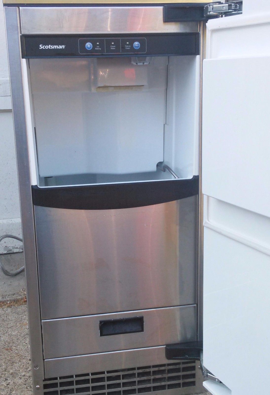 SCOTSMAN SCN60PA-1SS BRILLIANCE NUGGET ICE MAKER 15" Undercounter Ice Machine