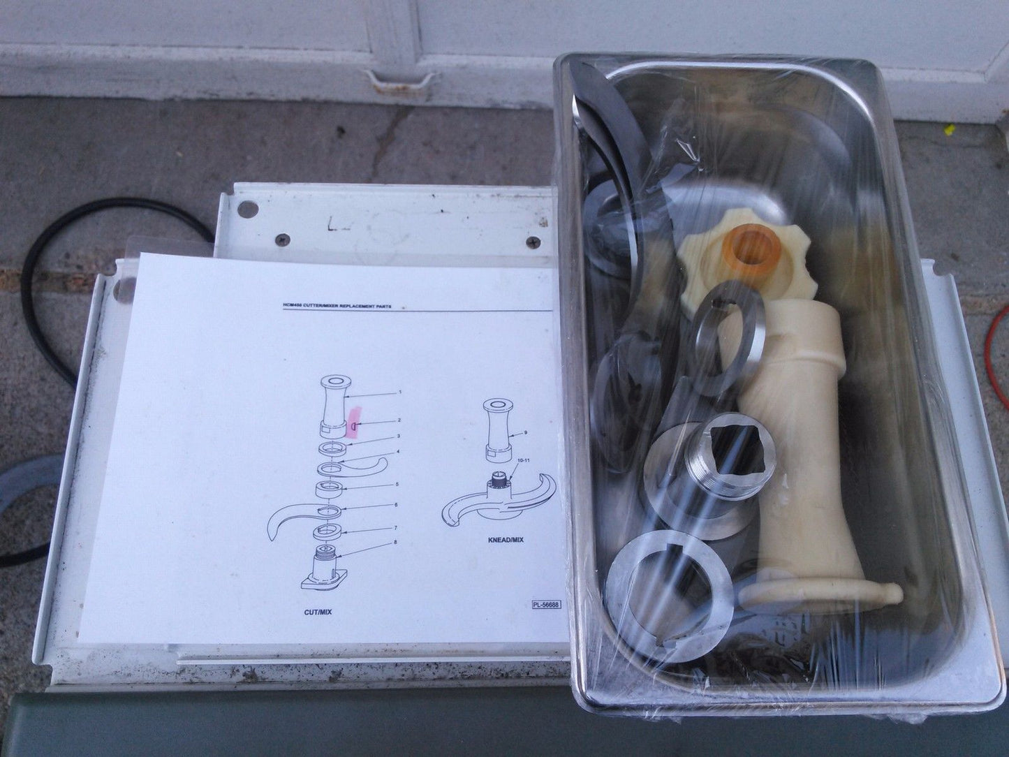 HOBART HCM 450 VERTICAL CUTTER MIXER 45QT DOUGH CHOPPER on WHEELS Updated Model