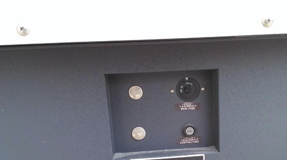 NEW BRUNSWICK EPPENDORF INNOVA 4300 SHAKER LARGE CAPACIT DIGITAL FLOOR INCUBATOR