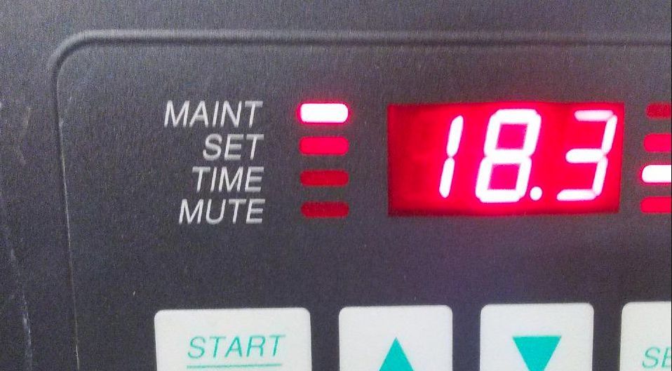 NEW BRUNSWICK EPPENDORF INNOVA 4300 SHAKER LARGE CAPACIT DIGITAL FLOOR INCUBATOR