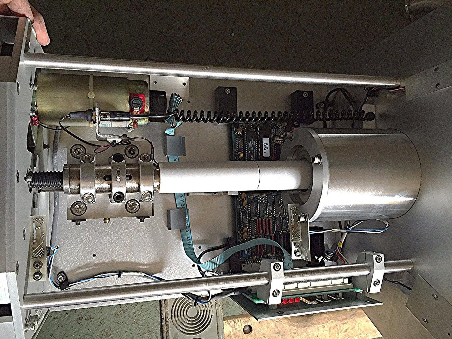 BROOKS AUTOMATION 001-8200-85 CASSETTE ELEVATOR for TRION ORACLE RIE ETCHING