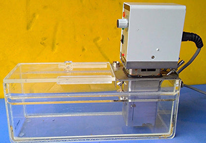 HAAKE D1 TYPE: 001-3950 CIRCULATING HEATING with 5P WATER BATH WORKS PERFECTLY!!