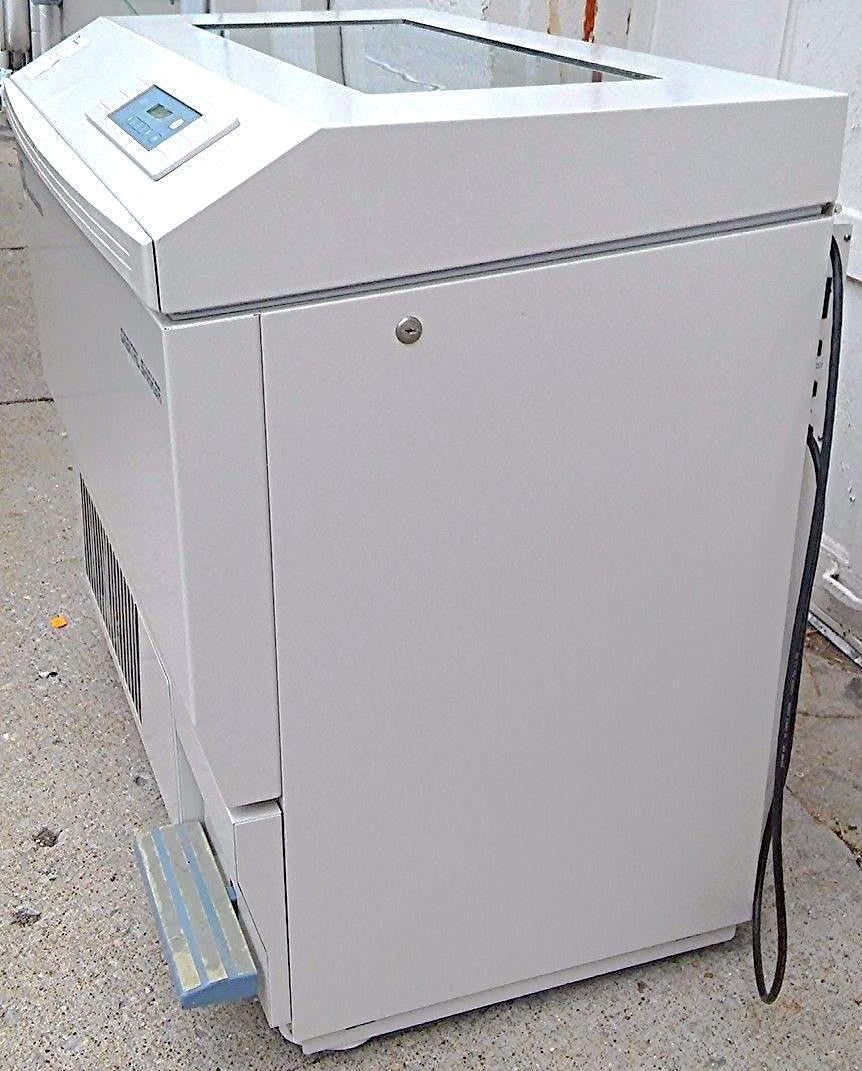 FORMA SCIENTIFIC ORBITAL SHAKER 4535 FLOOR MODEL MAX TEMPERATURE 60 °C / 525 RPM