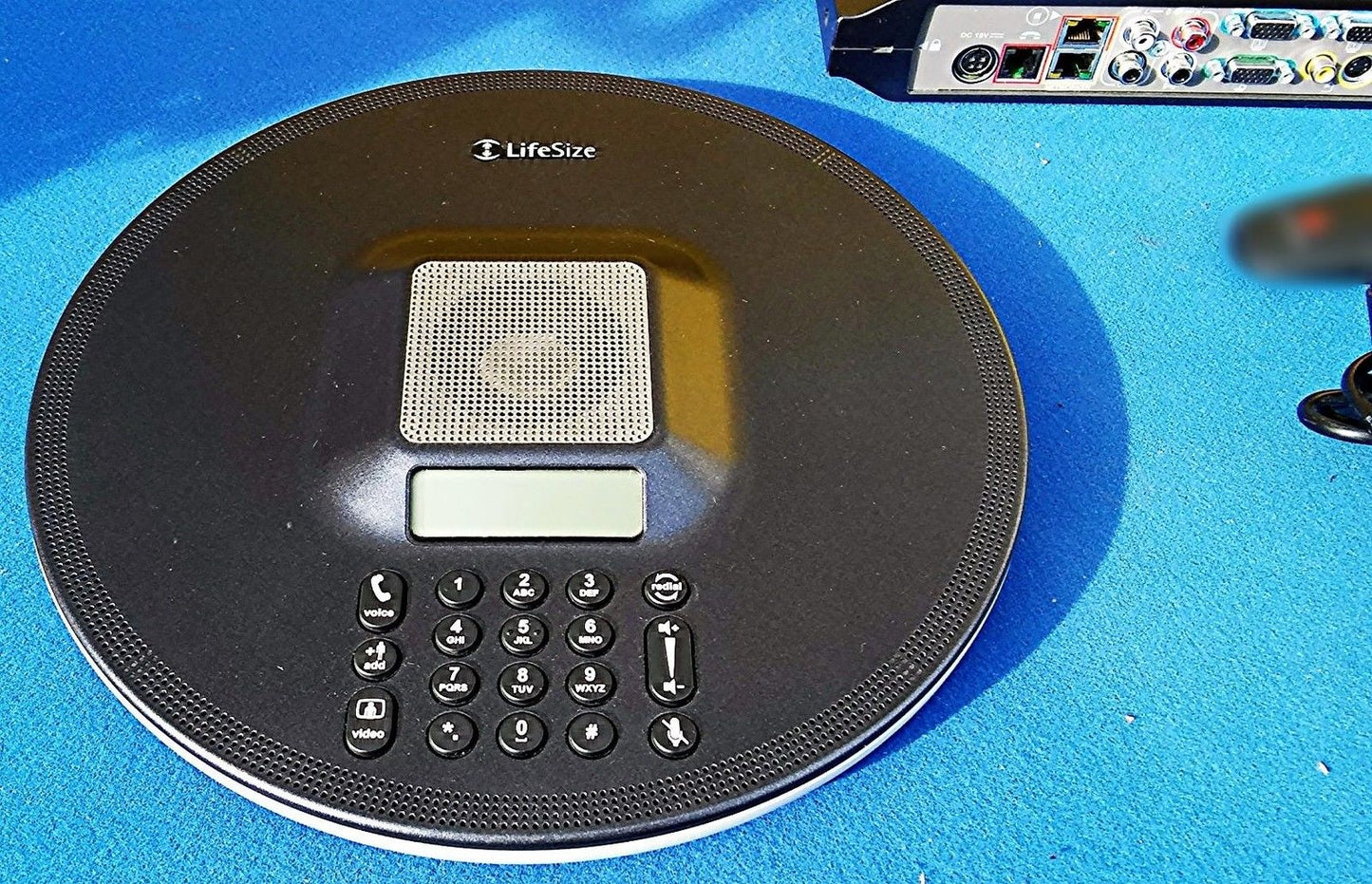 LIFESIZE PHONE CAMERA ROOM VIDEO CONFERENCE SYSTEM PERFECT WATCH VIDEO FREE SHIP