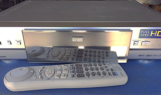 JVC HM-DH30000U DVHS VCR D-Theater D-VHS S-VHS HD HDTV with REMOTE FREE SHIP
