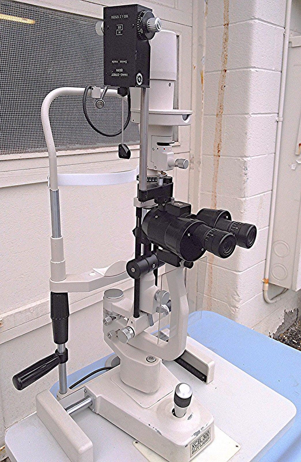REICHERT XCEL 300 SLIT LAMP OPTOMETRY OPTOMETRIST ADJUST EXAM & OPHTHALMIC STAND