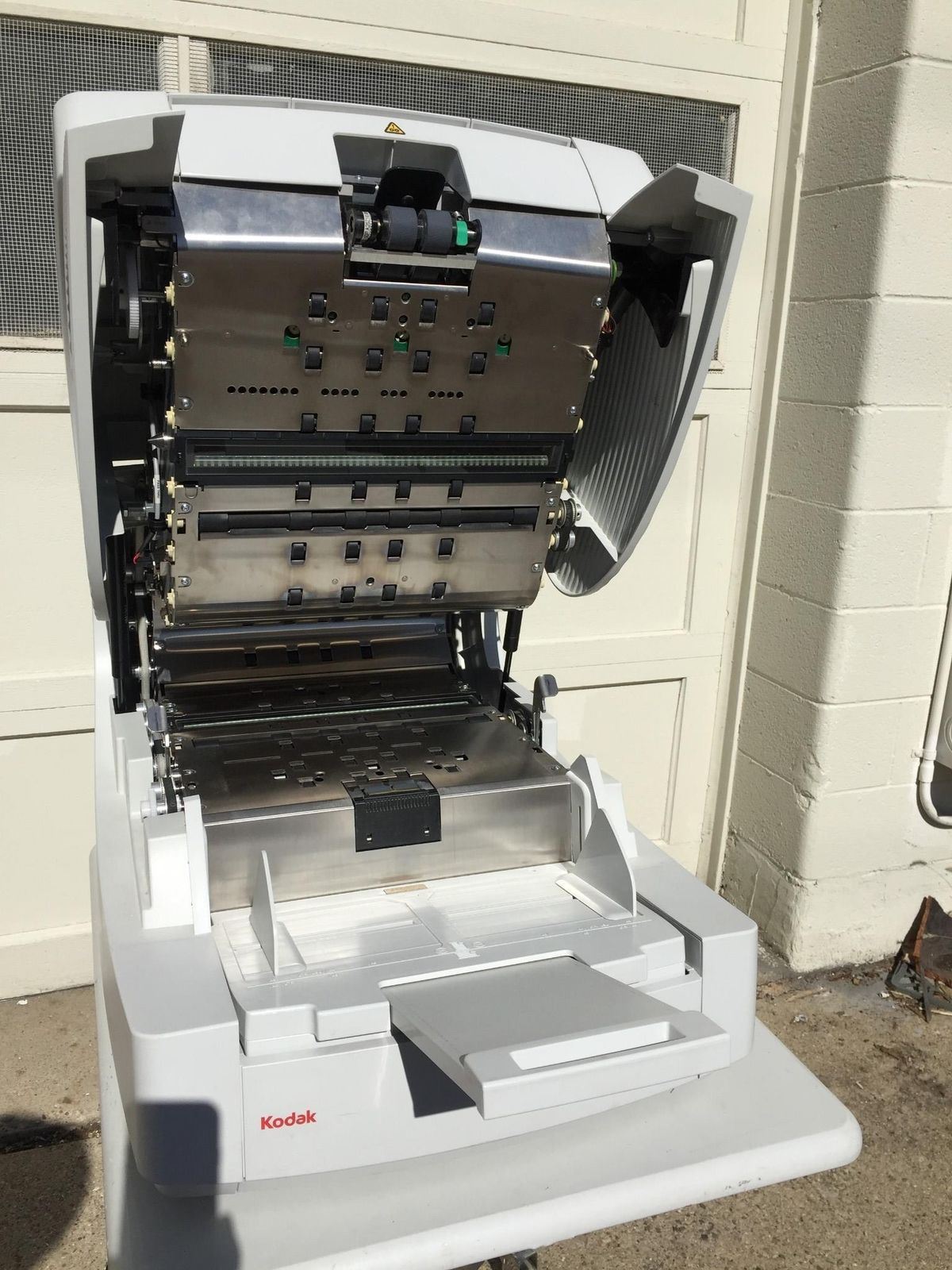 KODAK NGENUITY 9125DC DOCUMENT SCANNER WATCH VIDEO