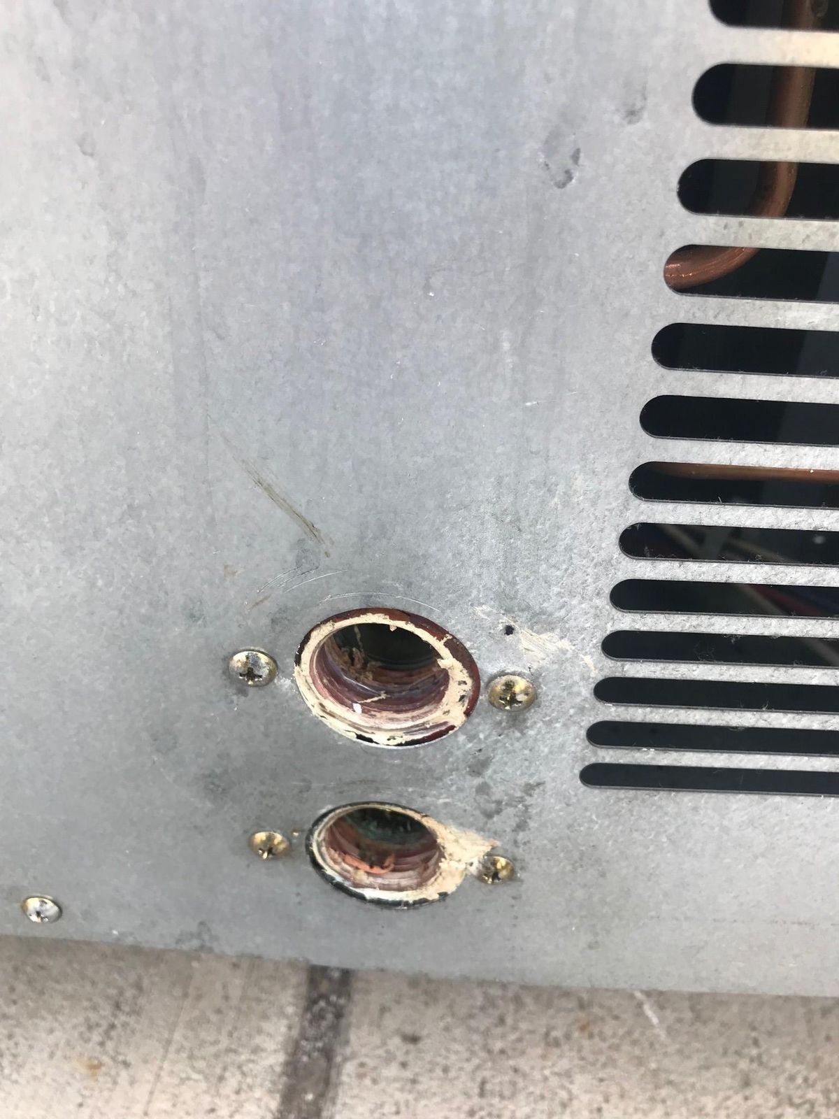 HOSHIZAKI F-300BAF UNDERCOUNTER FLAKE AIR COOL ICE MACHINE 353Lbs/day  FREE SHIP