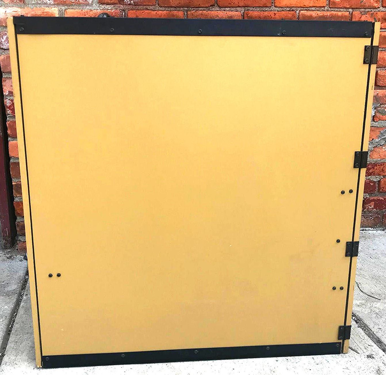 GQF SPORTSMAN 1502 DIGITAL EGG INCUBATOR & HATCHER COMBO CABINET WATCH VIDEO