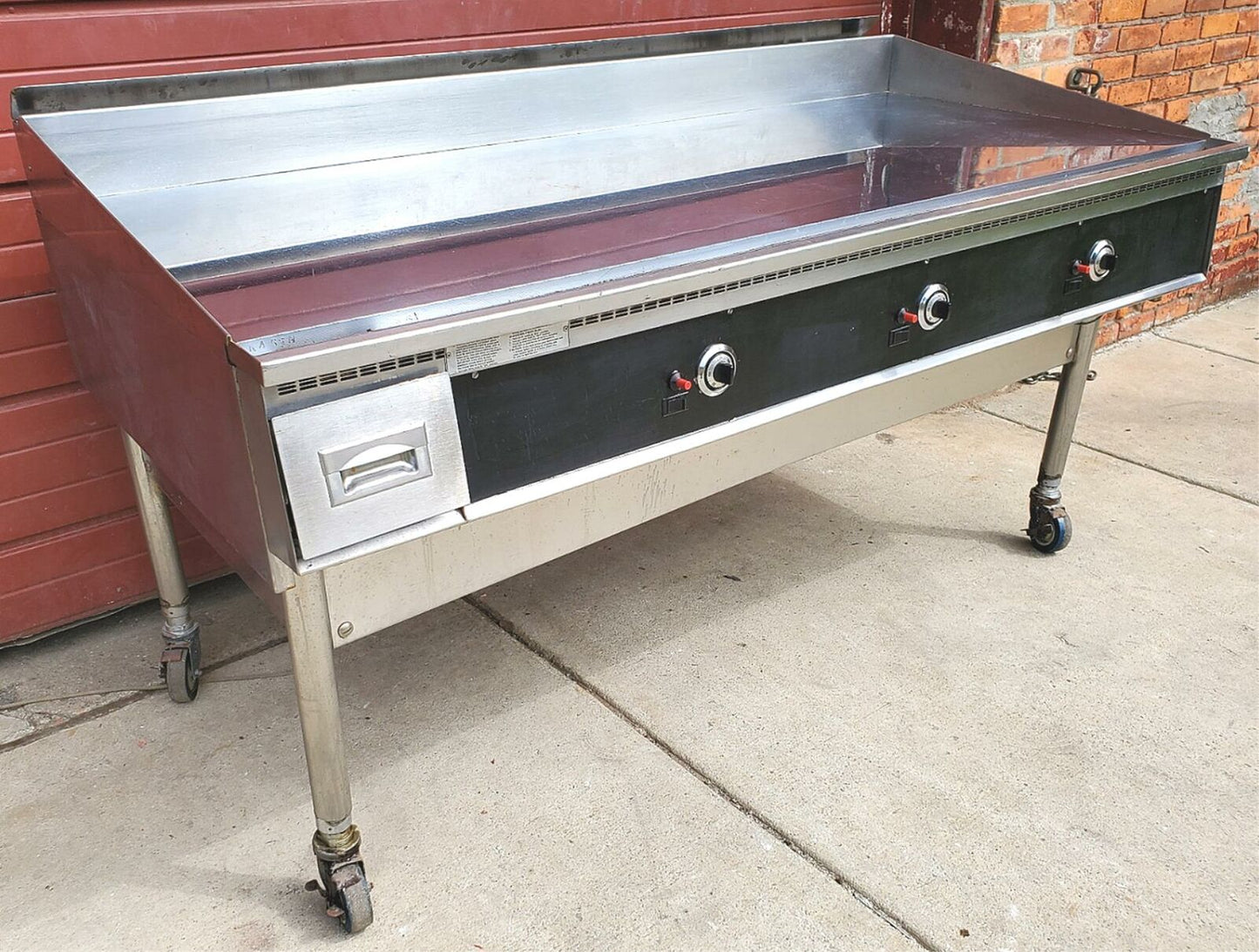 TOP-OF-THE-LINE KEATING MIRACLEAN 72x36FLD GAS GRIDDLE WHEELS WARRANTY FREE SHIP