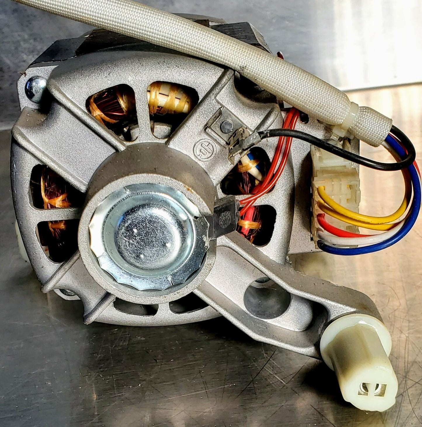 GE LITTLESWAN WMAA0305010000 J52PWAAB0104 AUTO WASHER MOTOR FREE SHIPPING