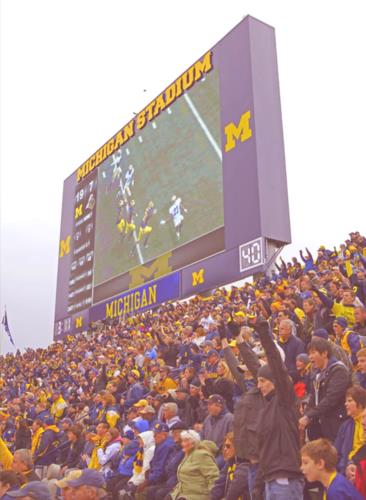 Rare MEYER SOUND SB-3F 9000W SPEAKER UMichigan BIGHOUSE FootballStadium FREESHIP