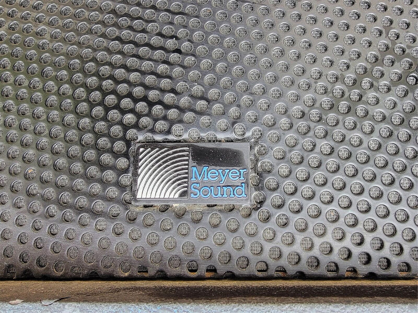 Rare MEYER SOUND SB-3F 9000W SPEAKER UMichigan BIGHOUSE FootballStadium FREESHIP