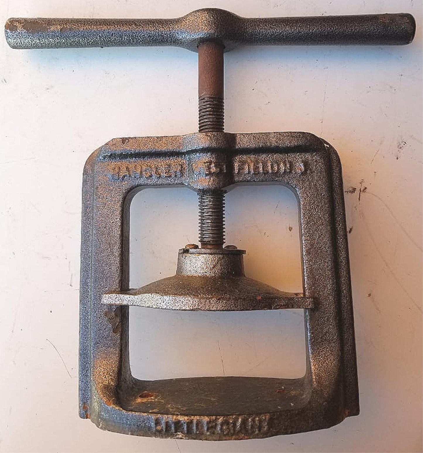 HANDLER LITTLE GIANT MODEL 33 DENTAL PRESS 90 Day Warranty FREE SHIP