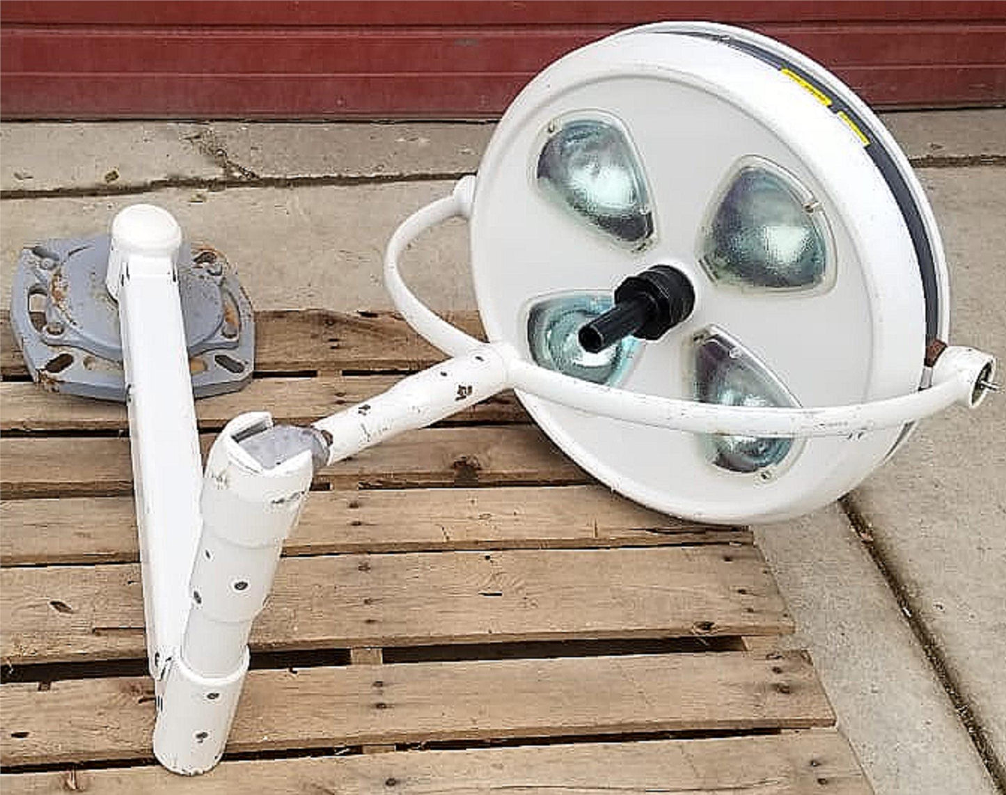 SKYTRON INFINITY IF54 SERIES SURGICAL SURGERY LIGHT OPERATION LAMP & BASE