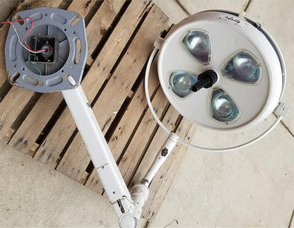 SKYTRON INFINITY IF54 SERIES SURGICAL SURGERY LIGHT OPERATION LAMP BASE FREESHIP