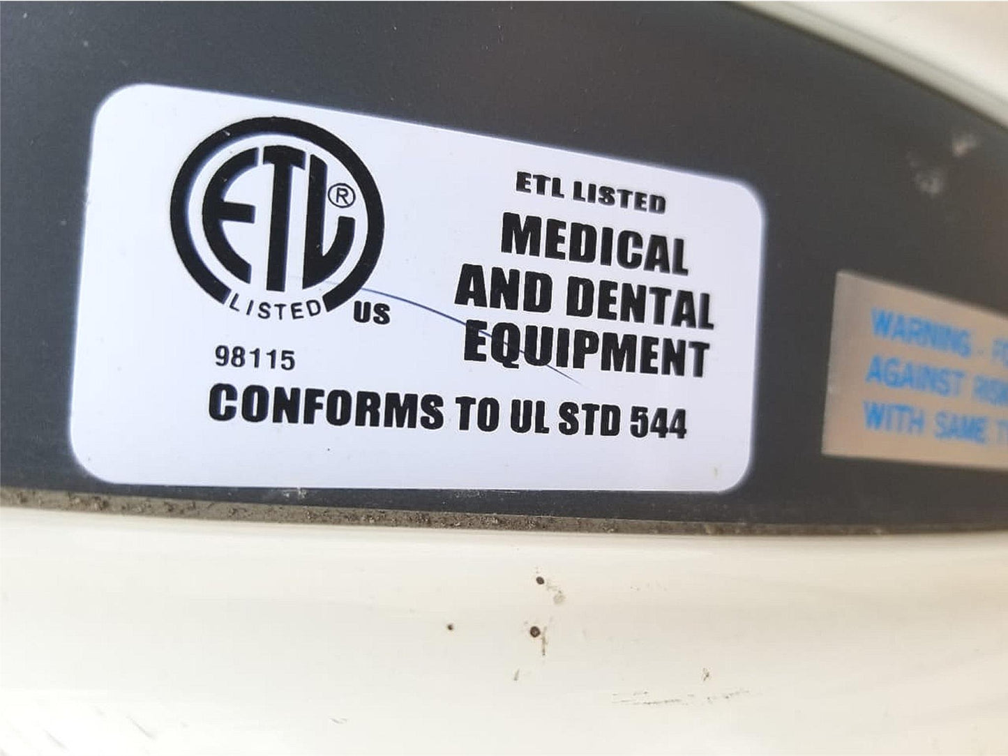 SKYTRON INFINITY IF54 SERIES SURGICAL SURGERY LIGHT OPERATION LAMP & BASE