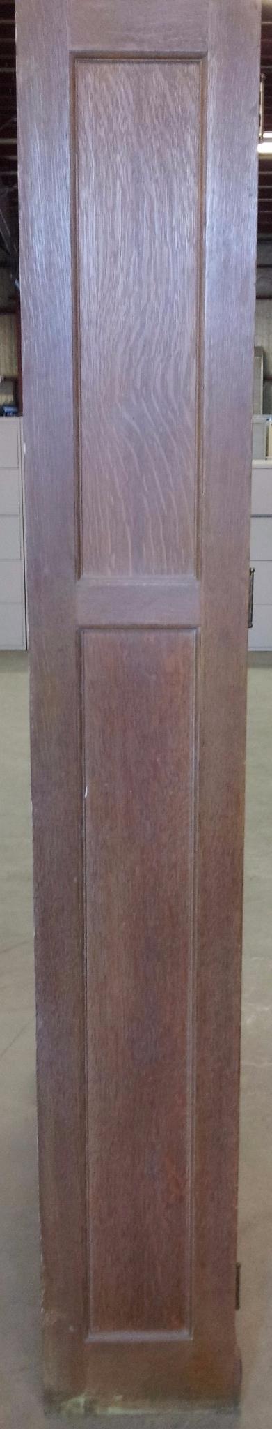 VINTAGE OAK  BOOKSHELF BOOKCASE with TWO GLASS DOORS Lock & no key