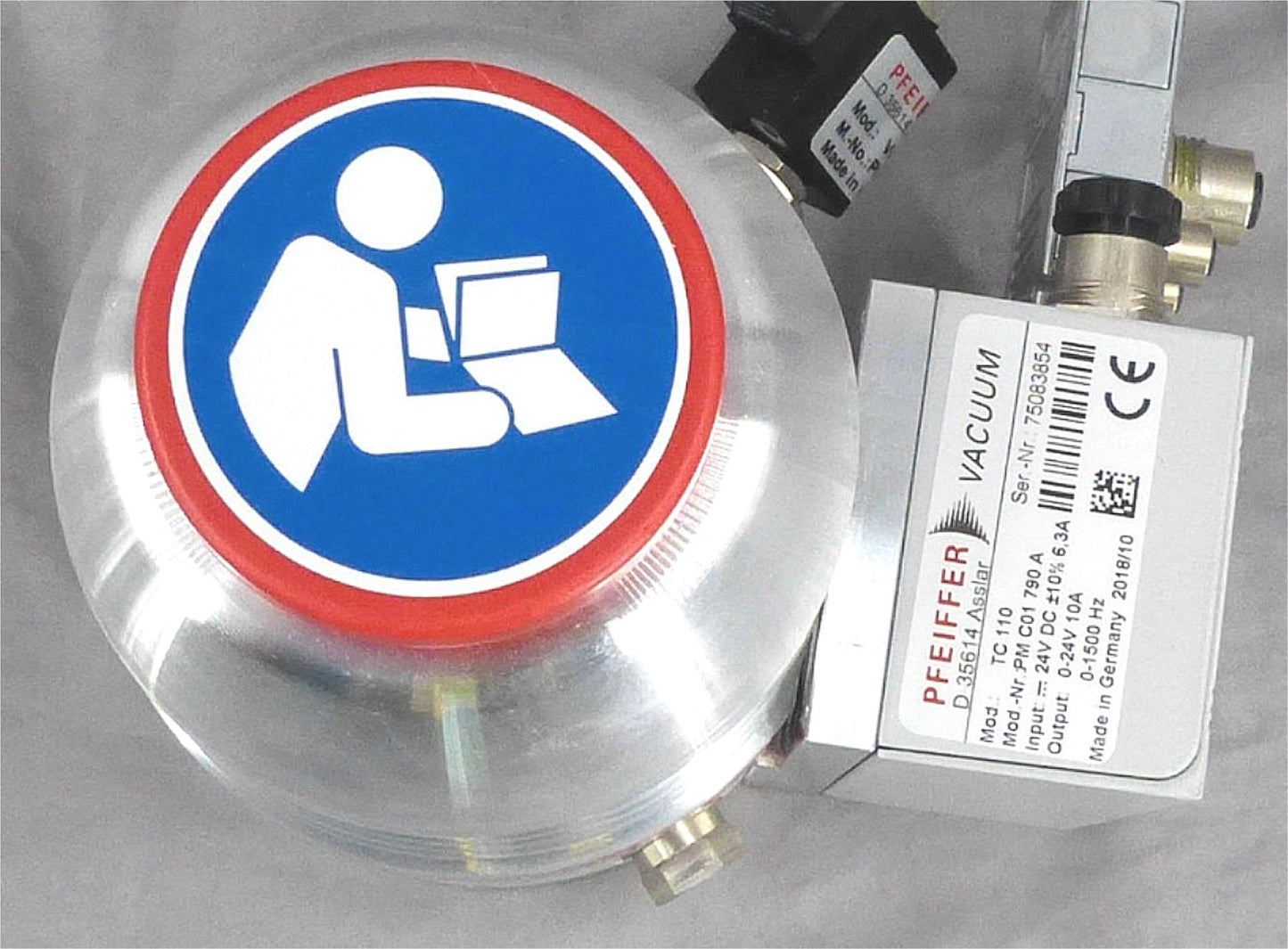 PFEIFFER HiPACE 80 PM P03 942 + TC 110 TURBOMOLECULAR VACUUM PUMP FREE SHIP