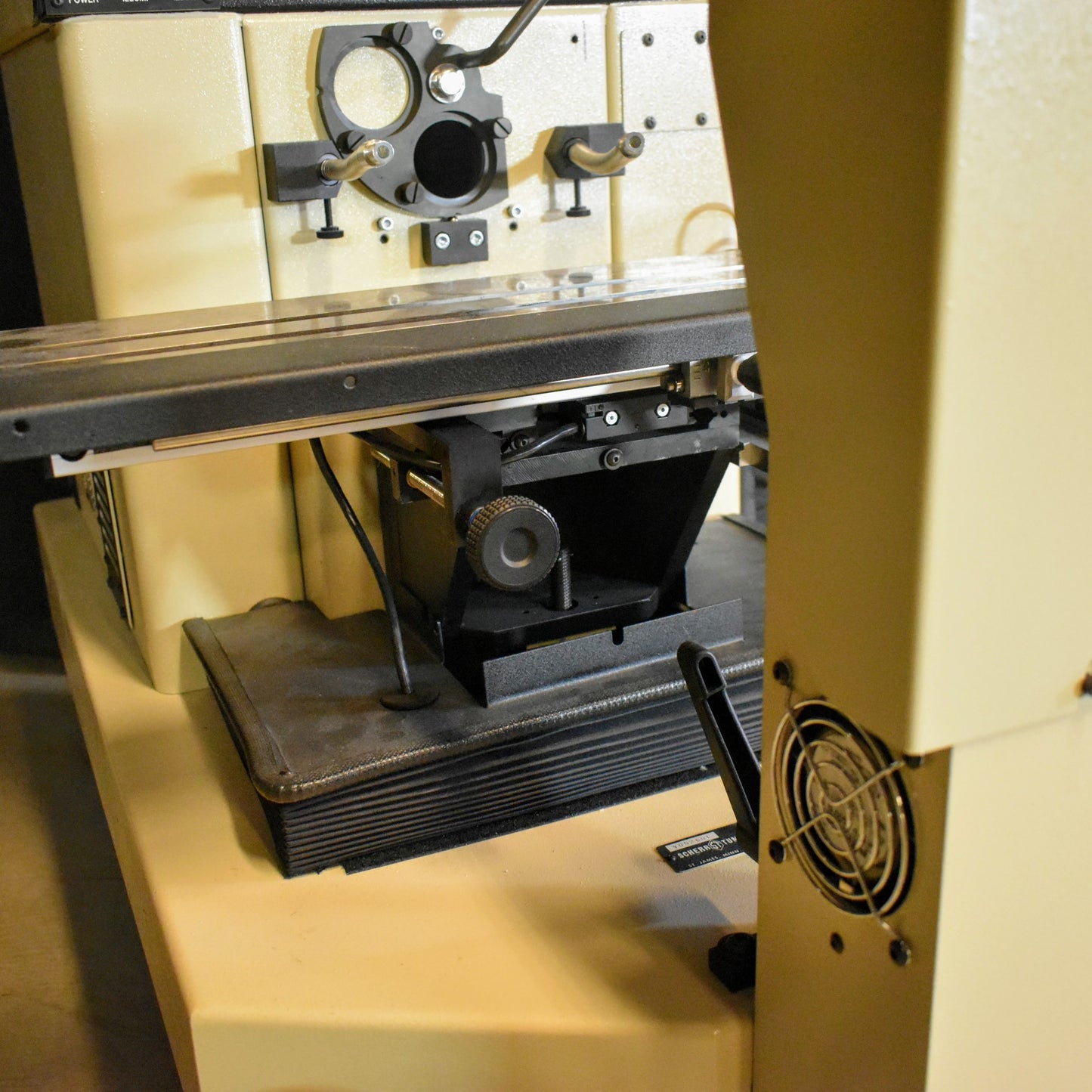 ST 20-3700 OPTICAL COMPARATOR with QUADRA-CHEK 200 90DAYWARR WATCHVIDEO FREESHIP