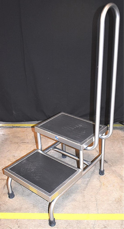 1 BRAND NEW ORIGINAL PEDIGO DOUBLE STEP CHROME FOOTSTOOL WITH HANDRAIL FREE SHIP
