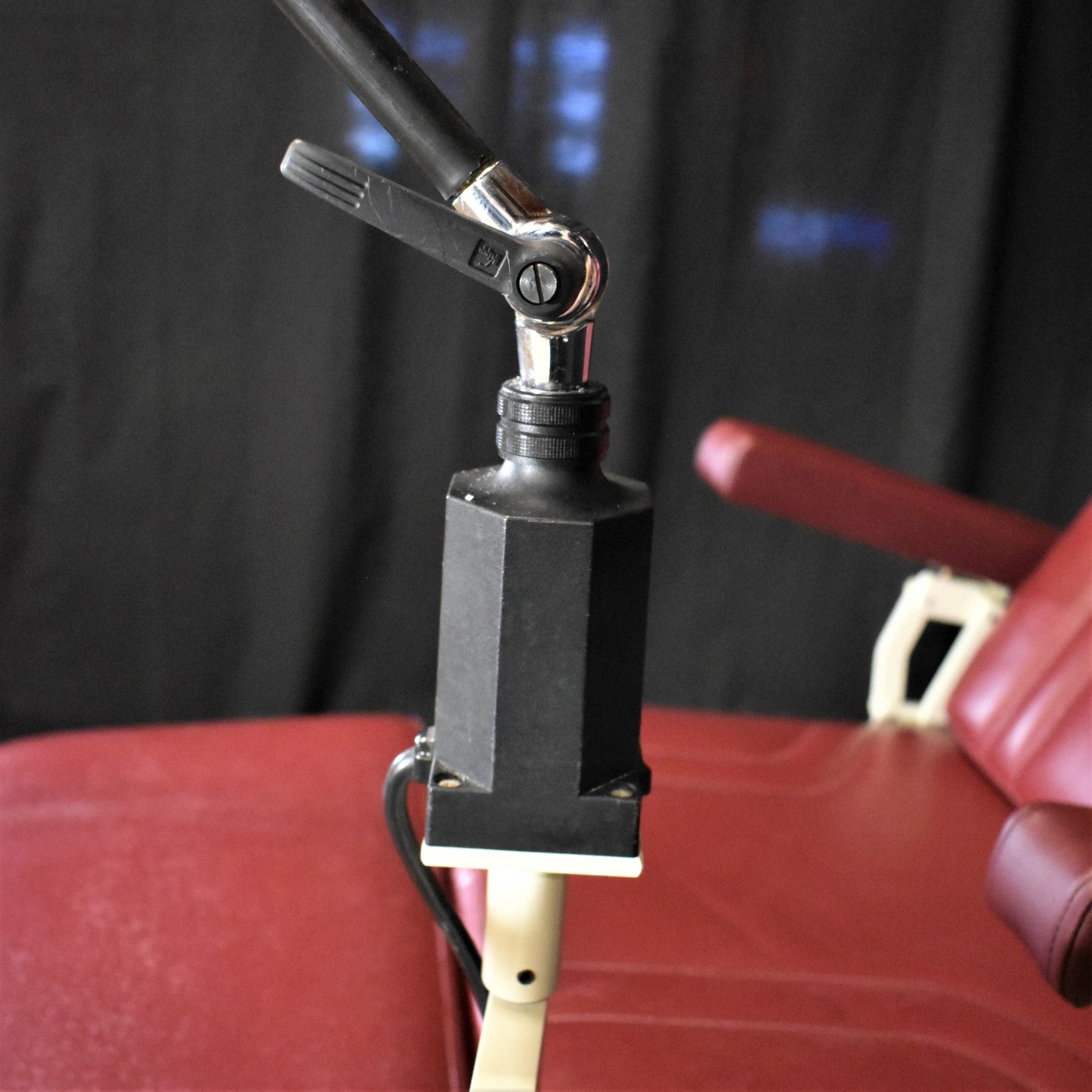 PERFECT NO FLAWS MTI POWER EXAM CHAIR 90-DAY-WARRANTY WATCH VIDEO FREE SHIPPING