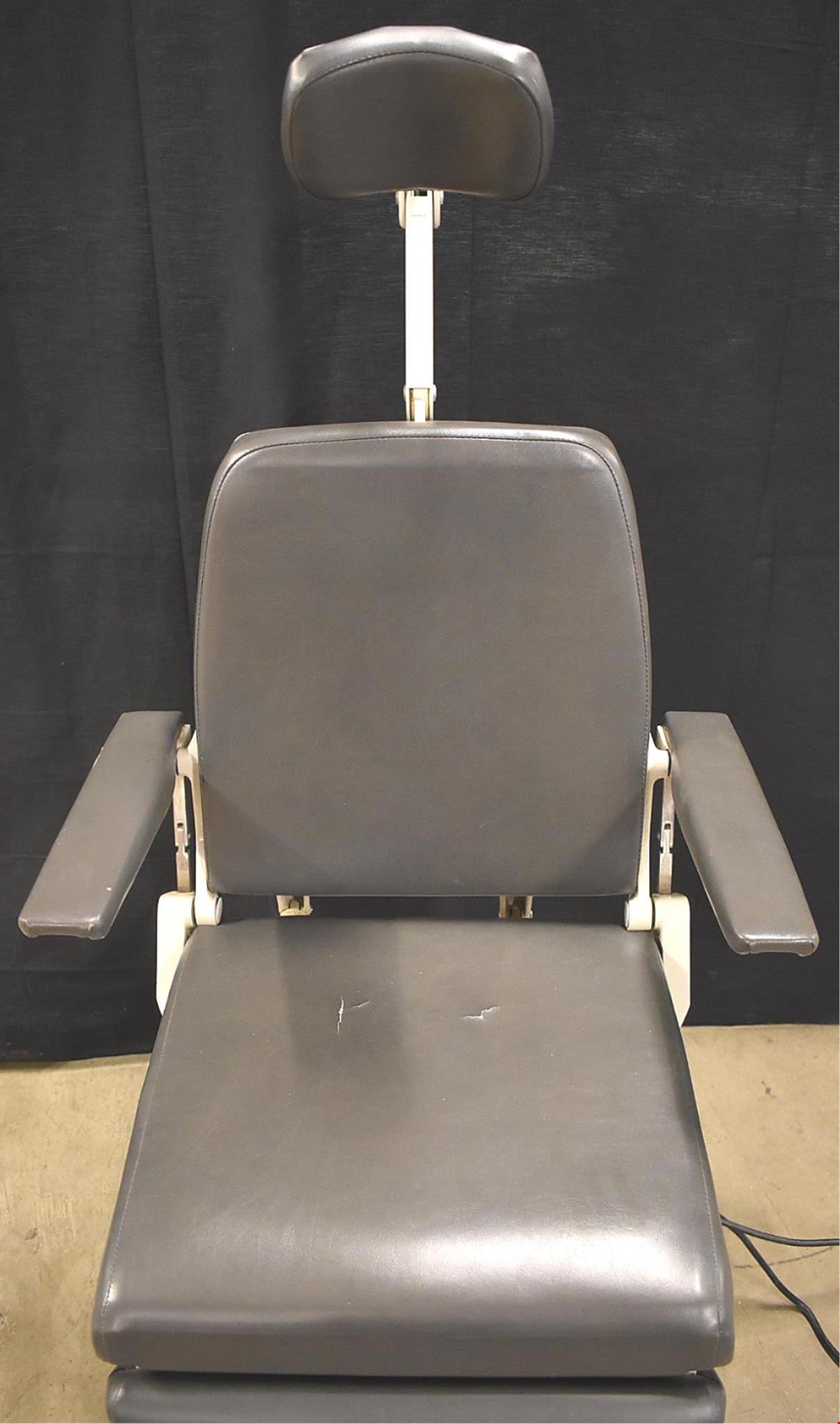 RELIANCE 7000HFC OPHTHALMOLOGIC POWER EXAM CHAIR & INSTRUMENT STAND WATCH VIDEO