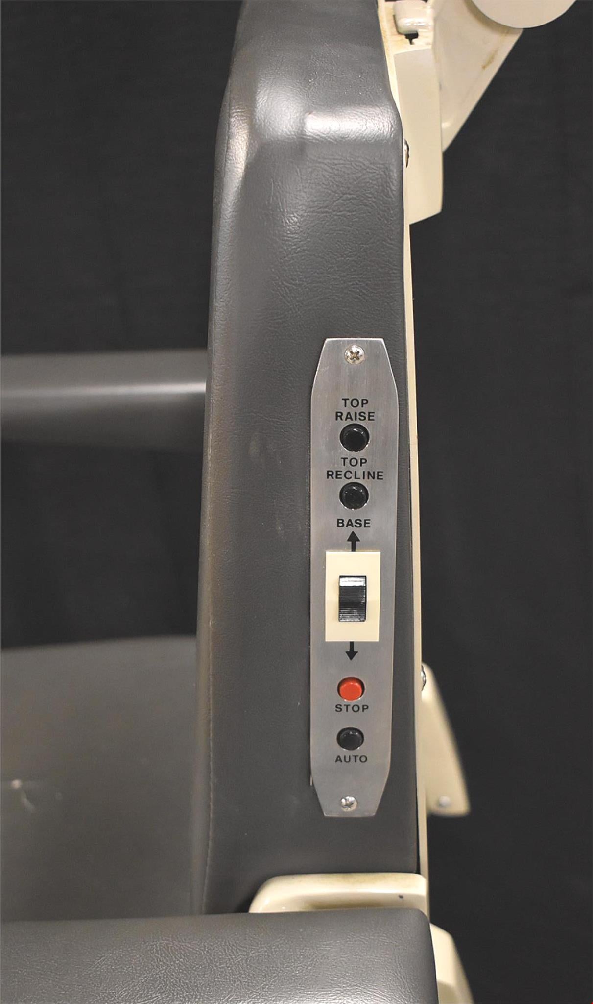 RELIANCE 7000HFC OPHTHALMOLOGIC POWER EXAM CHAIR & INSTRUMENT STAND WATCH VIDEO