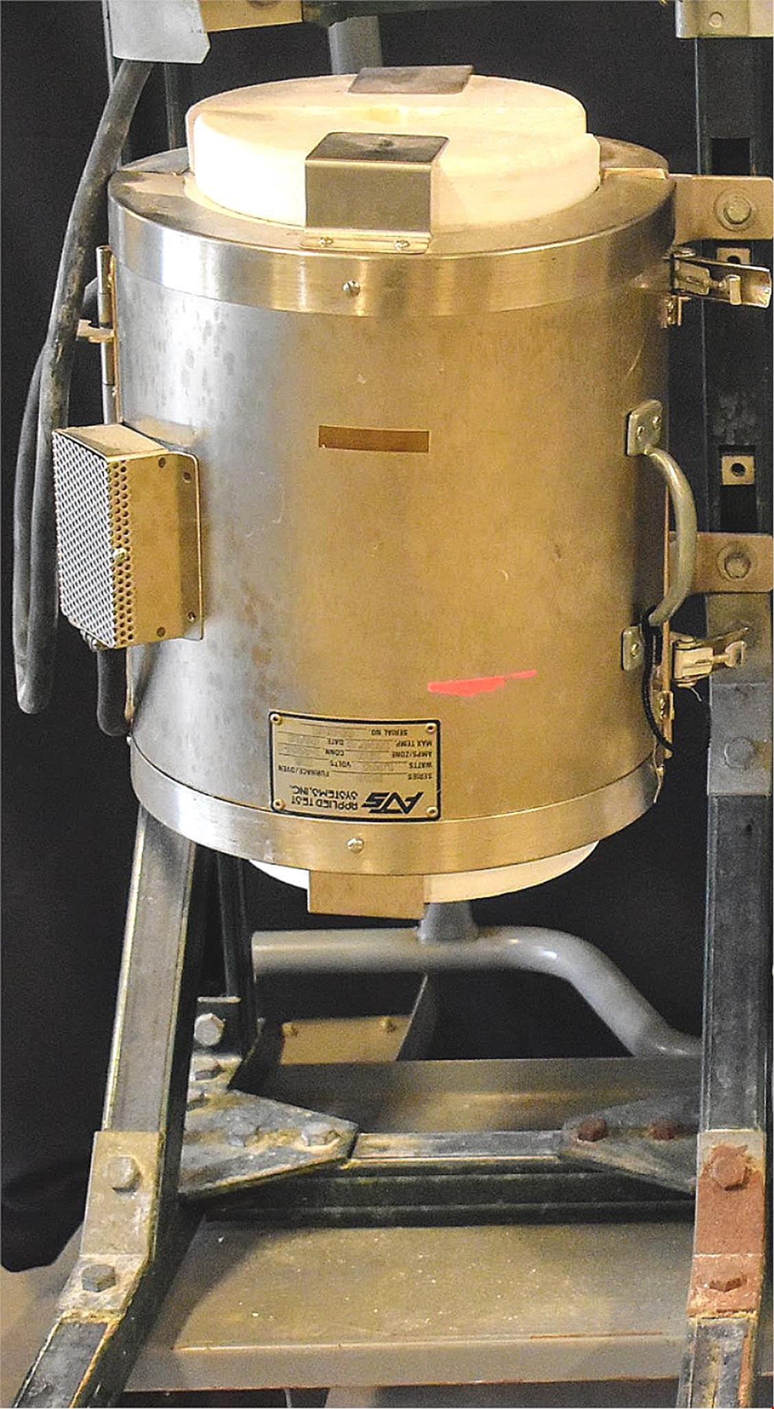 APPLIED TEST SYSTEMS Series 3210 SPLIT TUBE FURNACE 2200°F-1200°C MOUNT BRACKET