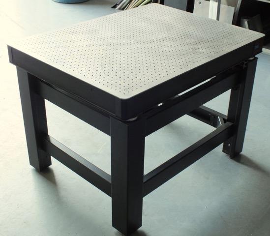 TMC STEEL HONEYCOMB OPTICAL TOP TABLE CLEANTOP III MODEL 78-23764-01