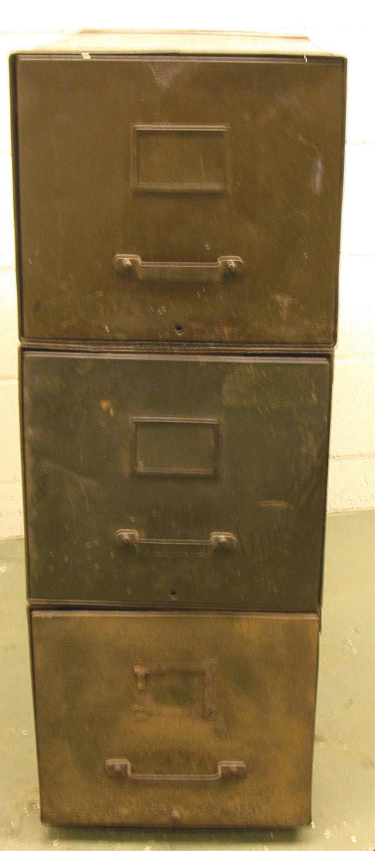 VINTAGE 1950s 3 DRAWER STEEL FILE DRAWER INDUSTRIAL STEAMPUNK FREE SHIPPING