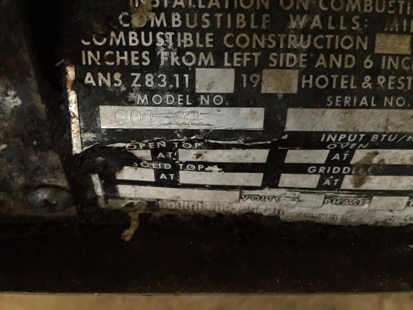 SOUTHBEND MODEL 302 GRIDDLE FLAT TOP & OVEN COMMERCIAL KITCHEN 4 CASTERS KITCHEN