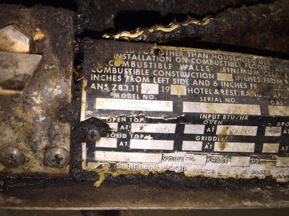 SOUTHBEND MODEL 302 GRIDDLE FLAT TOP & OVEN COMMERCIAL KITCHEN 4 CASTERS KITCHEN