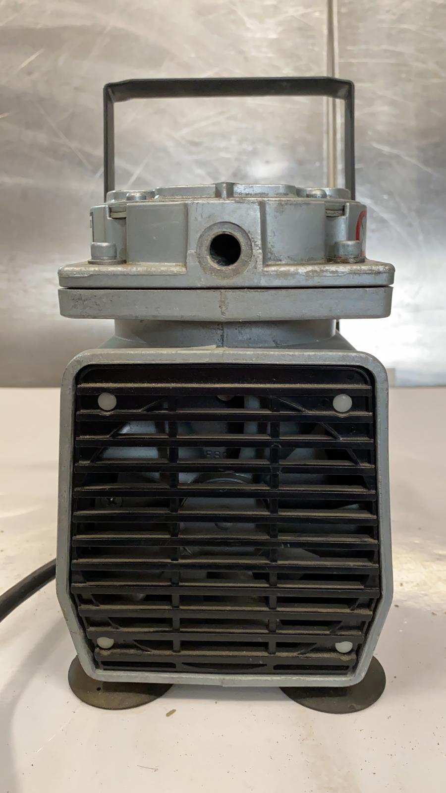 GAST DOA-P101-AA DIAPHRAGM VACUUM PUMP OIL-LESS 0.52cfm AIRCOMPRESSOR WATCHVIDEO