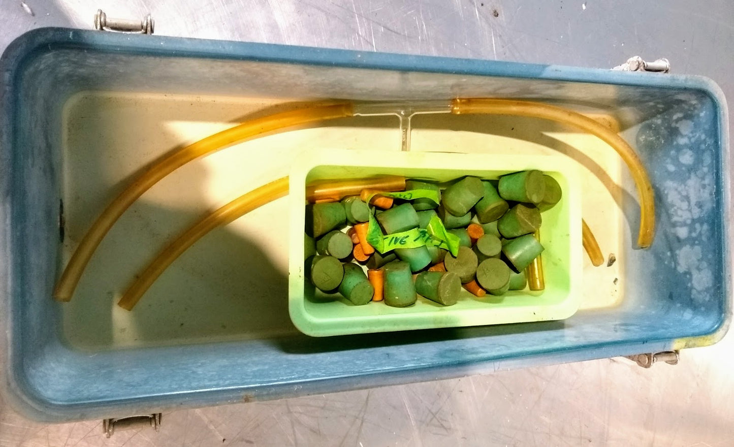 MILLIPORE 3025 SAMPLING MANIFOLD LIQUID BIOBURDEN CFU PLATE COUNTING FILTER TEST