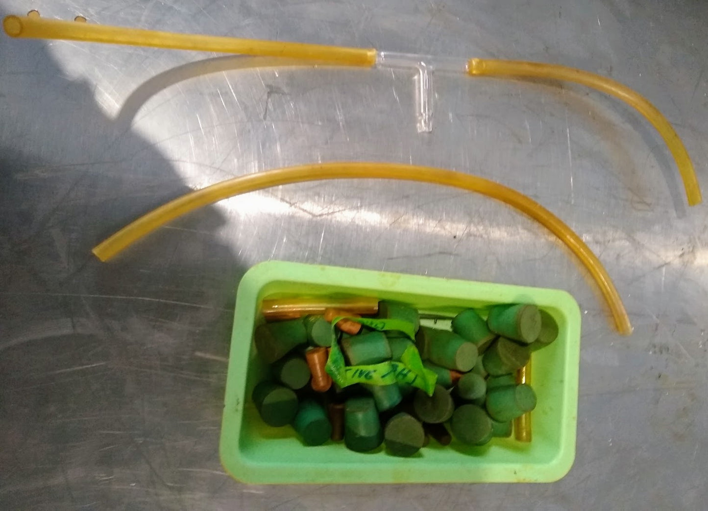 MILLIPORE 3025 SAMPLING MANIFOLD LIQUID BIOBURDEN CFU PLATE COUNTING FILTER TEST