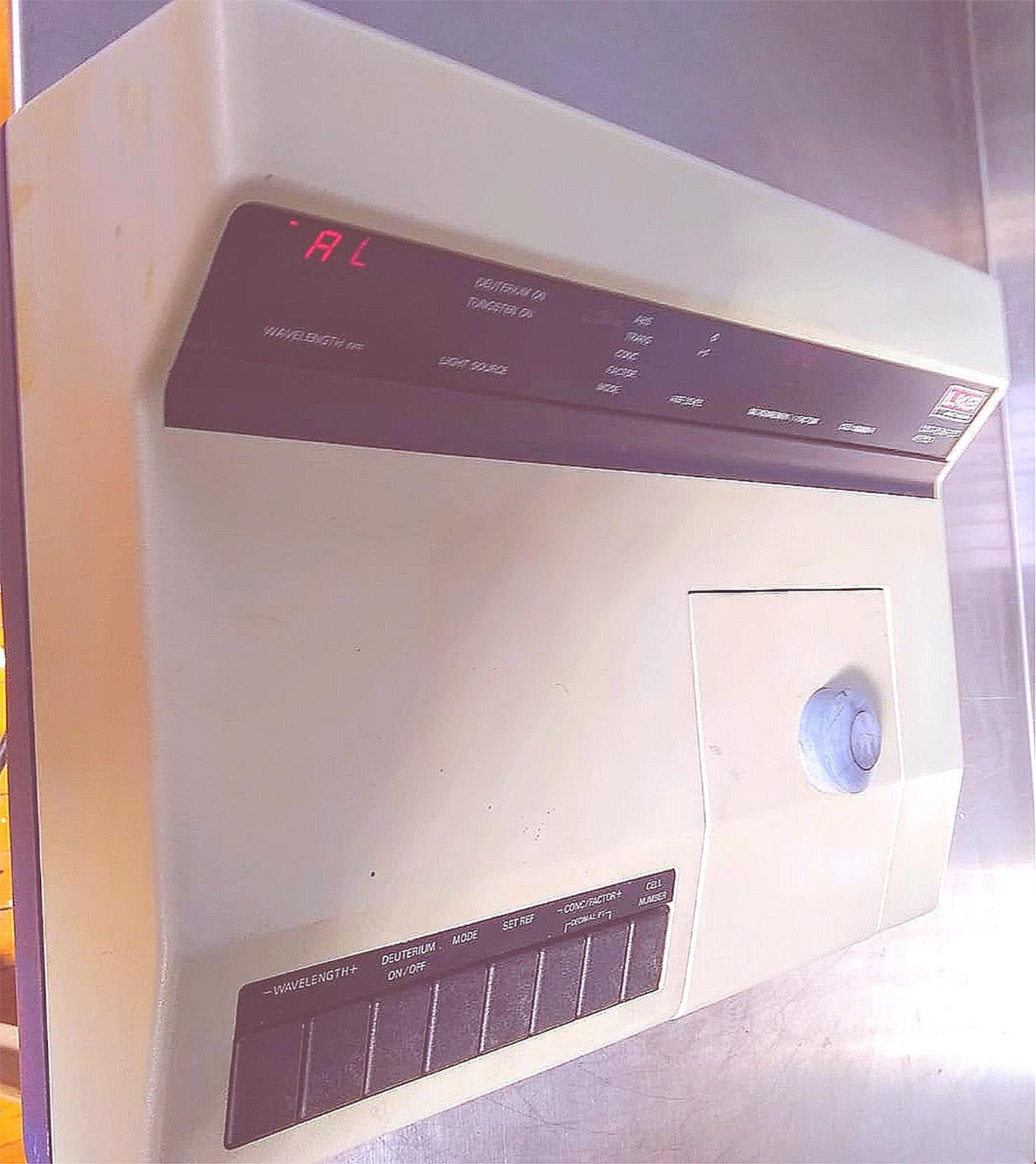 PHARMACIA LKB BIOCHROM ULTROSPEC 4050 UVVis SPECTROPHOTOMETER 200-900nm FREESHIP