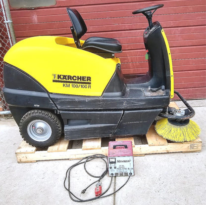 KARCHER KM 100 / 100R RIDE ON SWEEPER with CHARGER & NO BATTERIES FREE SHIPPING