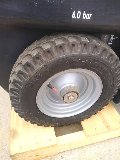 KARCHER KM 100 / 100R RIDE ON SWEEPER with CHARGER & NO BATTERIES FREE SHIP