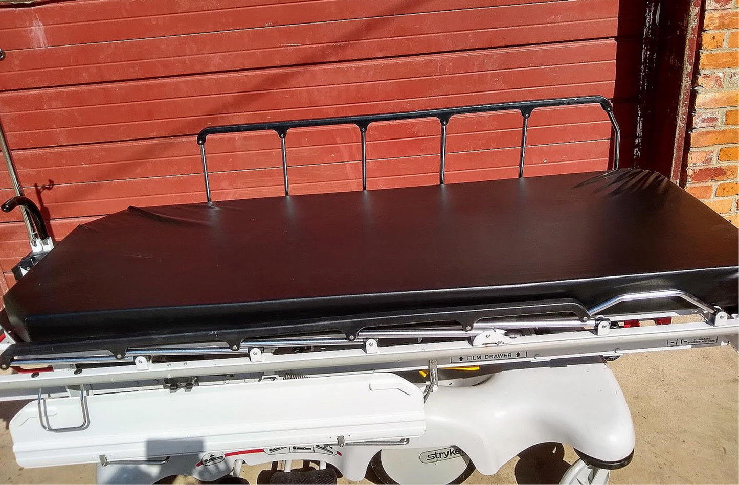 STRYKER 1020 BIG WHEEL HOSPITAL X-RAY CART IMAGING TRAUMA STRETCHER PAD FREESHIP