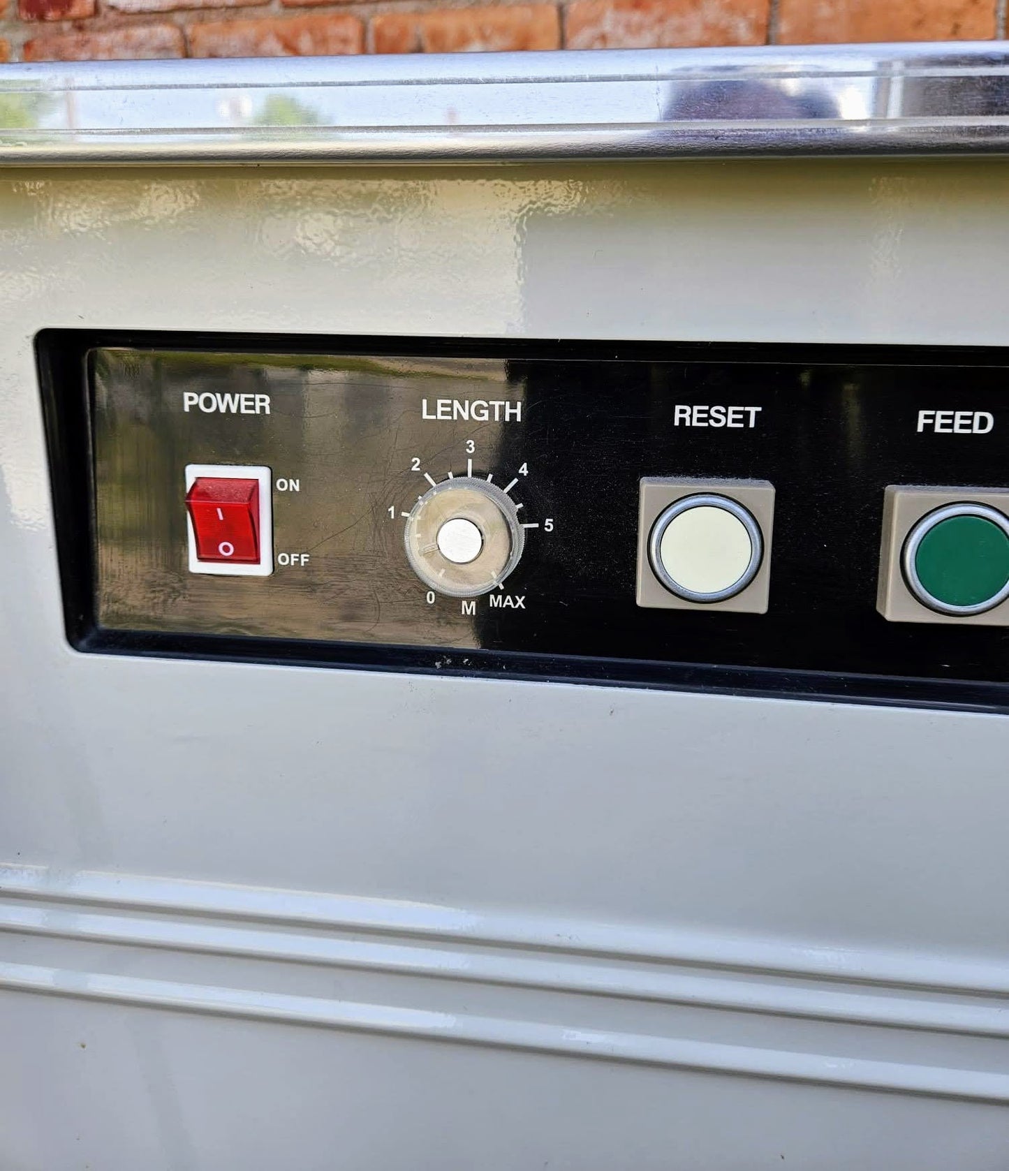 ULINE® H-959 SEMIAUTOMATIC POLYPROPYLENE STRAPPING MACHINE BONUS STRAPS FREESHIP