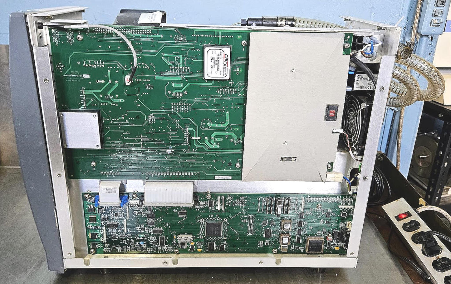 - VARIAN 450-GC CHROMATOGRAPH MASS SPECTROMETER & ULVAC VACUUM PUMP WATCH VIDEO