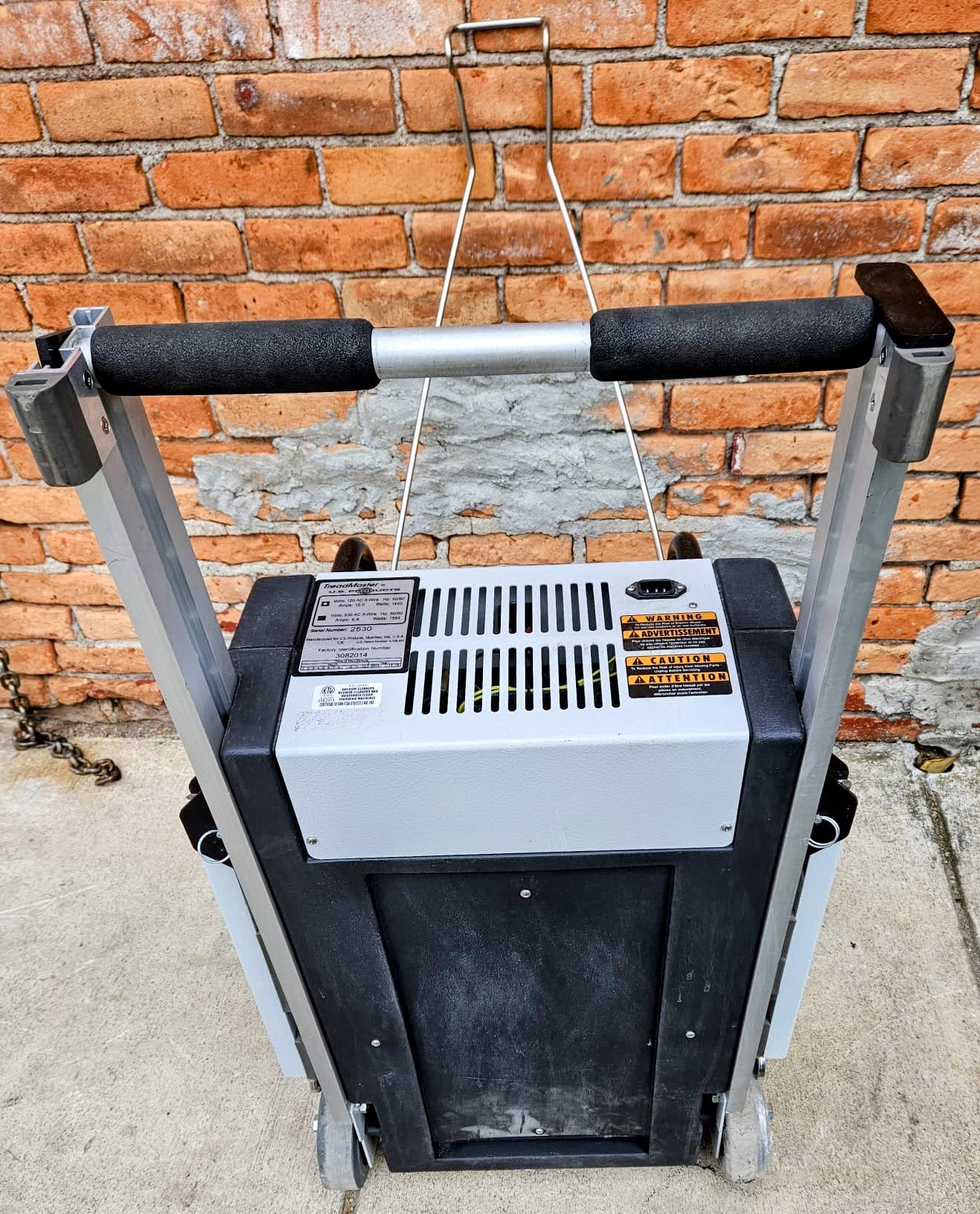 HYDRAMASTER™ TREADMASTER ESCALATOR CLEANING MACHINE 120-DAY-WARRANTY WATCH VIDEO